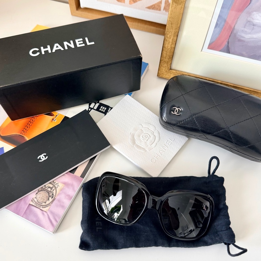 Chanel CC Logo Ribbon Black Acetate‎ Oversized Sunglasses